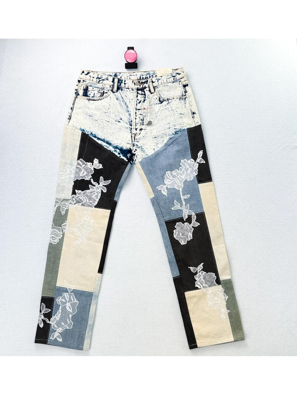 MNML Patchwork Floral Embroidered Acid Wash Distressed Jeans Mens 32 NWT